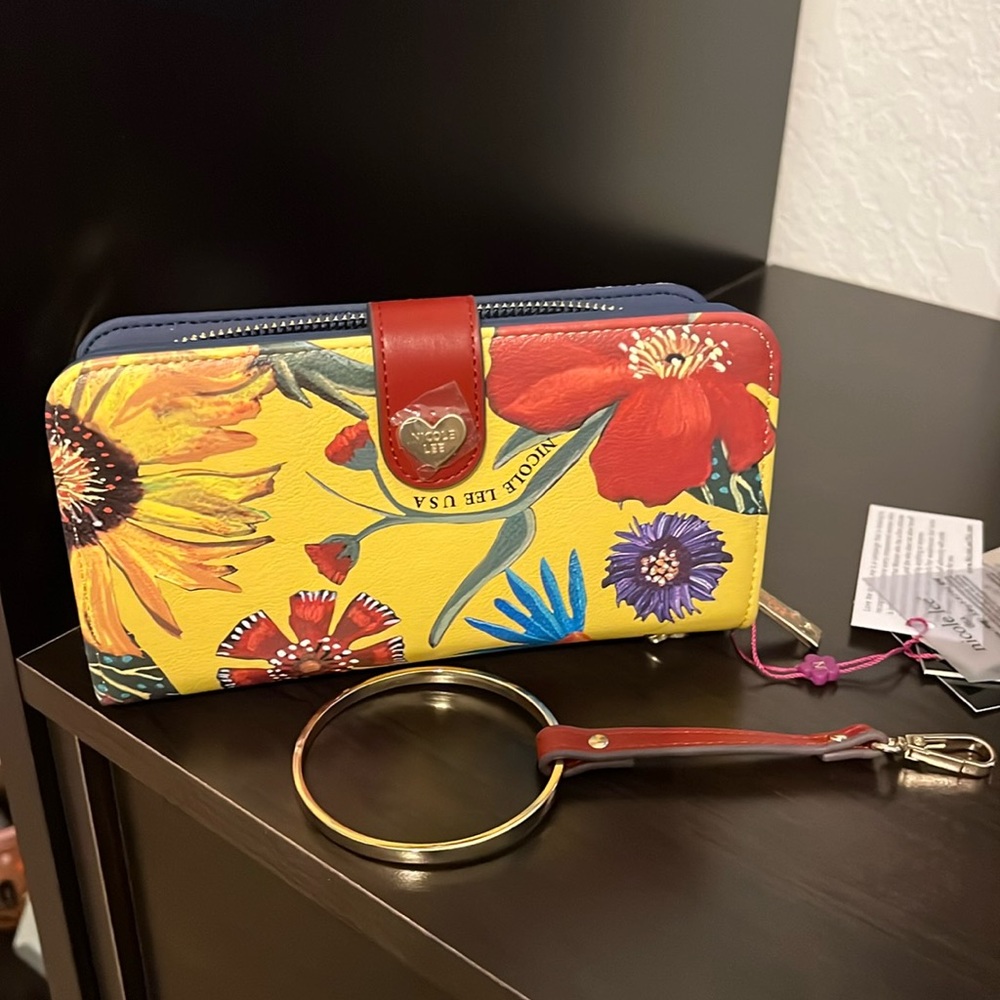 Nicole Lee Vegan Leather Signature Bifold Wallet with Crystals! Wrist strap too!